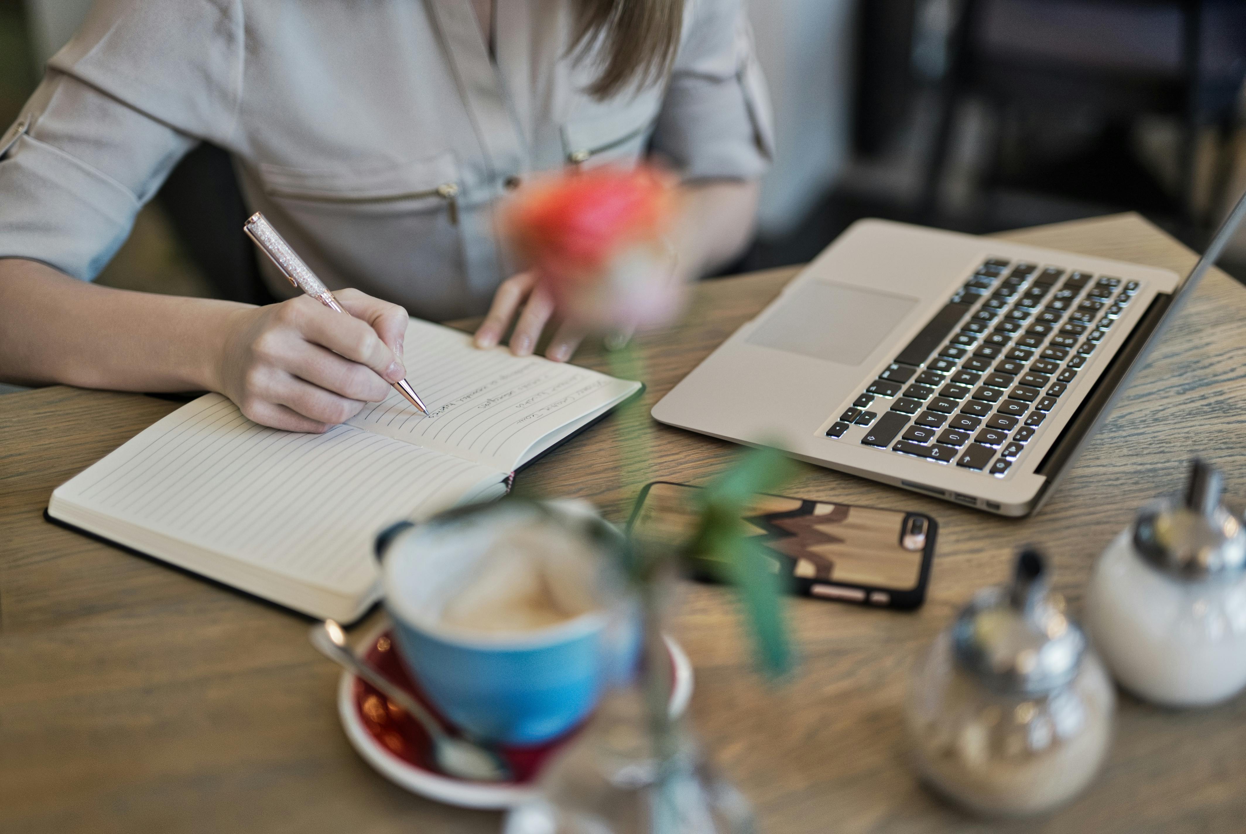 Storytelling in Copywriting: How Great Brands Build Trust
